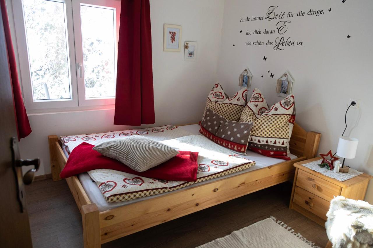Knusperhaeuschen Villa Sattendorf Екстериор снимка
